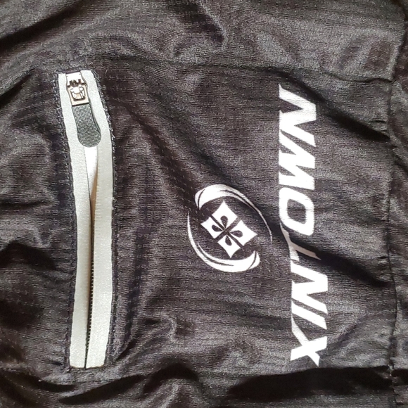 Like New 🖤 Cycle Jersey - Picture 7 of 12